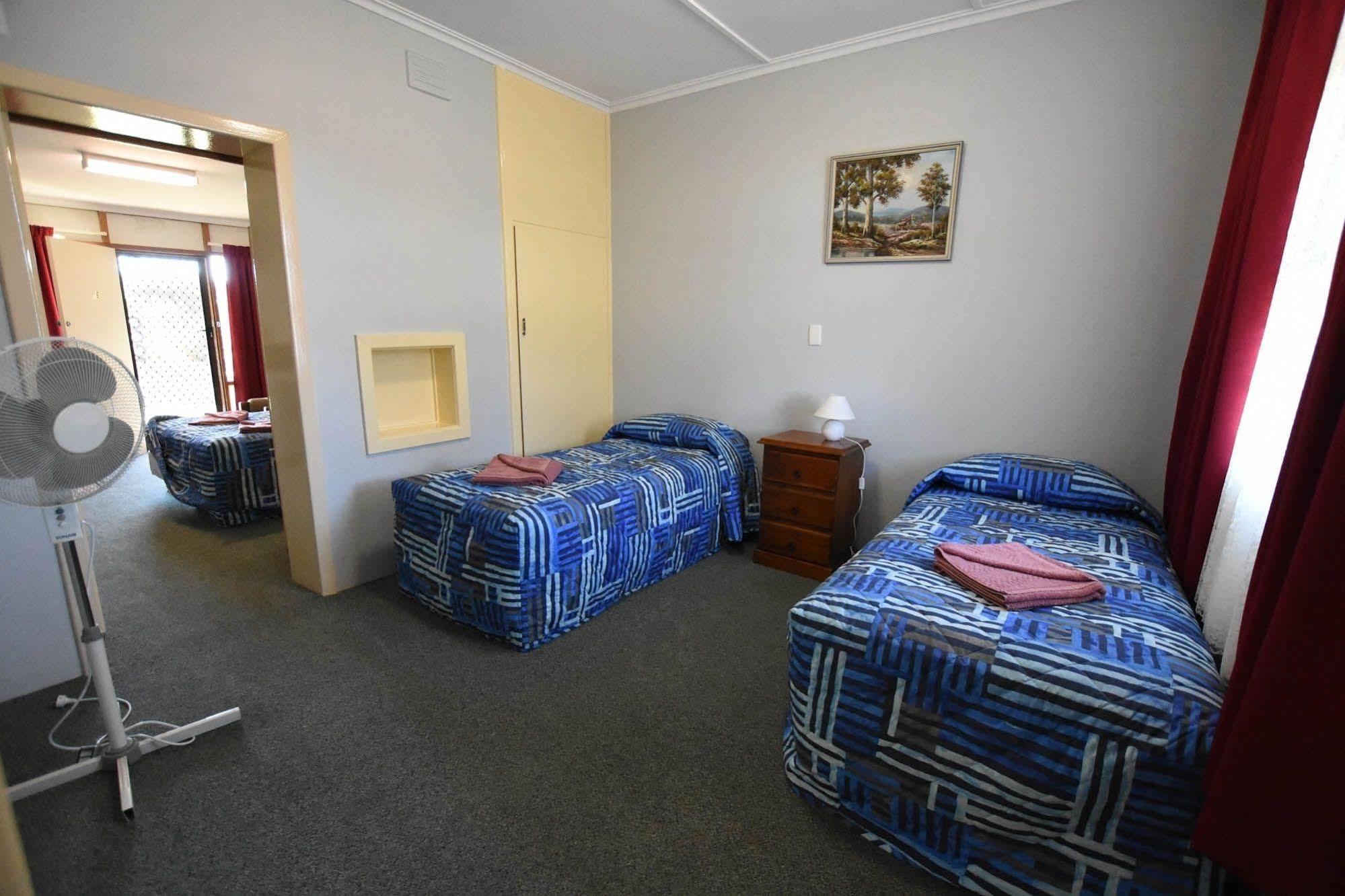 Murray Bridge Motor Inn Bagian luar foto