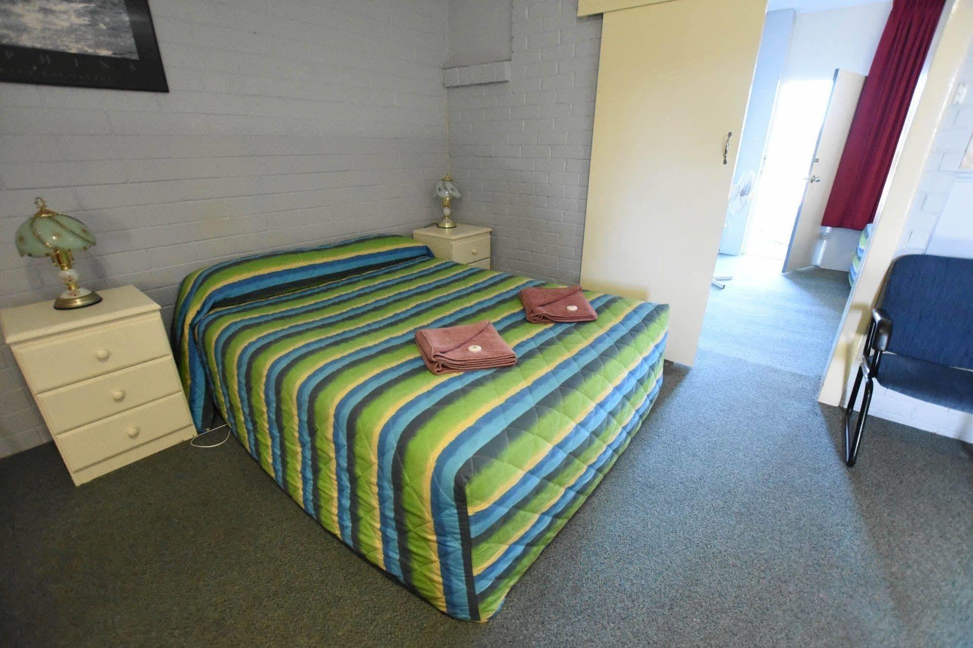 Murray Bridge Motor Inn Bagian luar foto